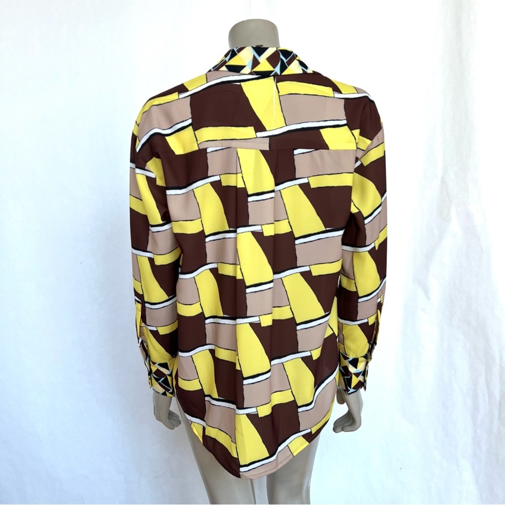 OVI Geometric Patterned Button-Up Shirt - Picture 4 of 9